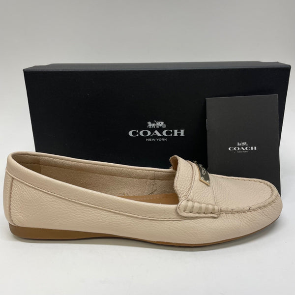 Coach Size 10 Women's Cream Pebbled Slip On Shoes