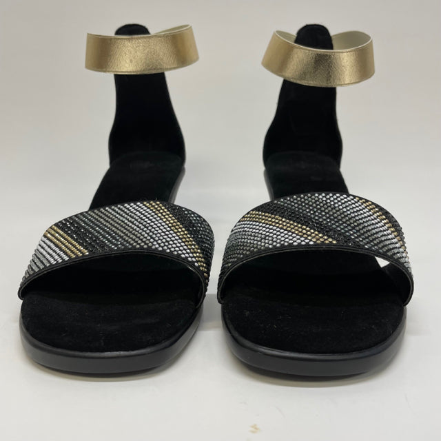 Pusa Women's Size 11 Black-Multi Textured Strappy Sandals