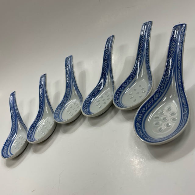 Vintage White-Blue Porcelain Chinese Rice Grain Pattern Soup Spoons - Set of 6