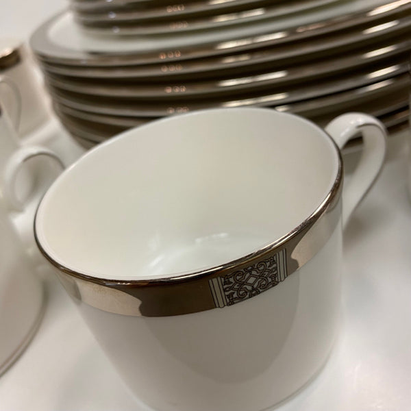 Lenox Classic Collection Jewel Platinum Fine Bone China Dinnerware