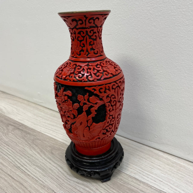 Carved Cinnabar Vase with wood stand