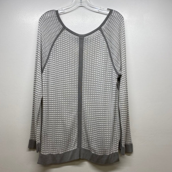 Rag & Bone Size M Women's White-Gray Striped Crew Neck Sweater