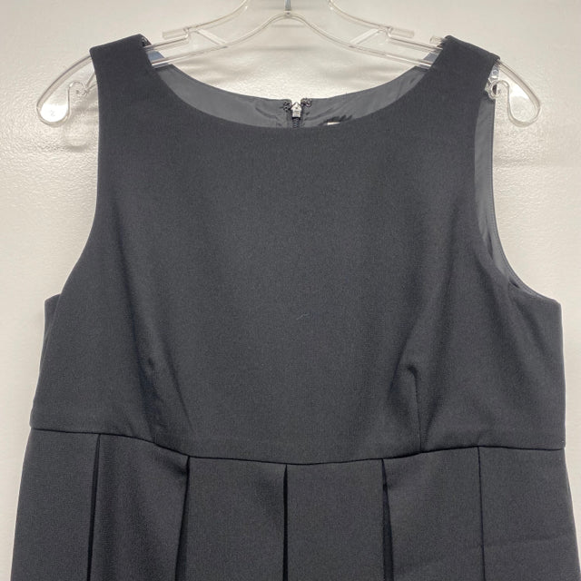 Cabi Size 10-M Women's Black Solid Sleeveless Dress