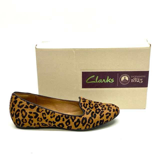 Clarks Size 5 Women's Brown black Animal Print Flats Shoes