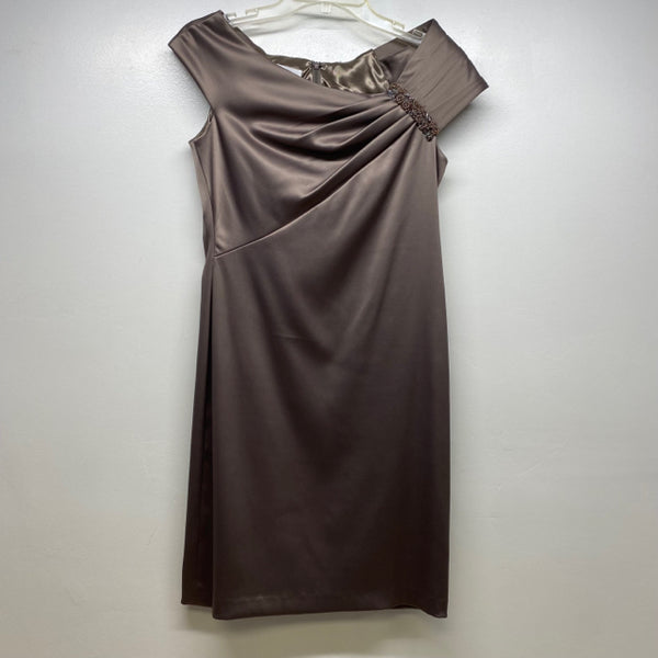 Patra Size 4 Women's Brown Solid Sleeveless Dress