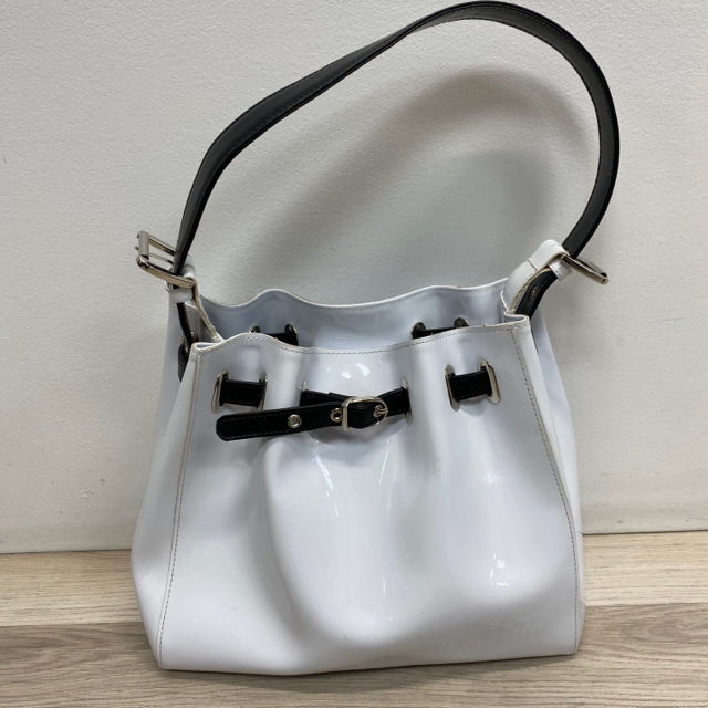 Beijo White Patent Leather Solid Faux Leather Shoulder Handbag