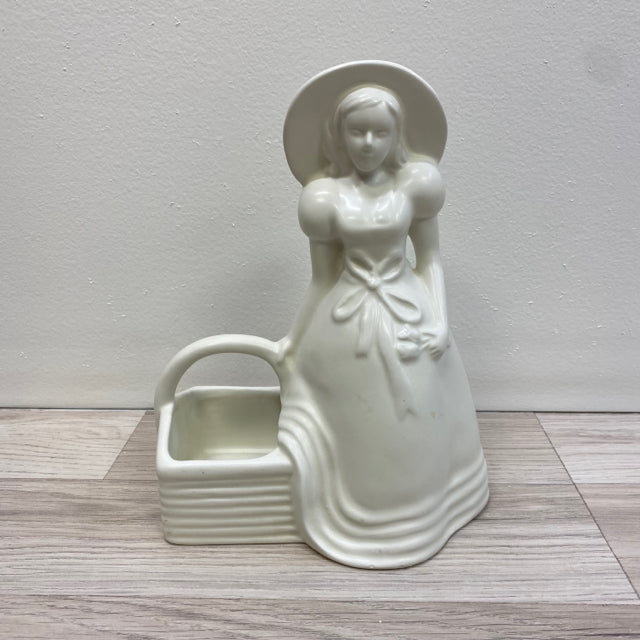 White Pottery Two's Company Figurine