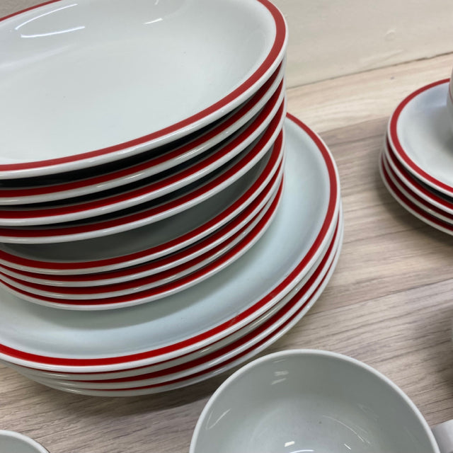 Block Vista Alegre Disco Shape White-Red Gerald Dinnerware Upscale – Consignment Treasures Gulotta by