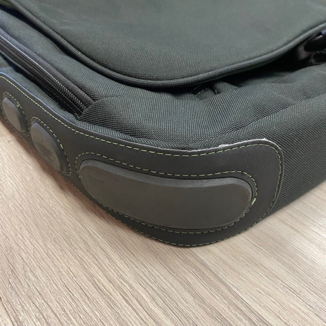 Targus Black Solid Messenger Laptop Bag