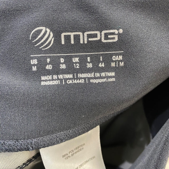 MPG Size M Women's Gray Pattern Capri Leggings Activewear Pants