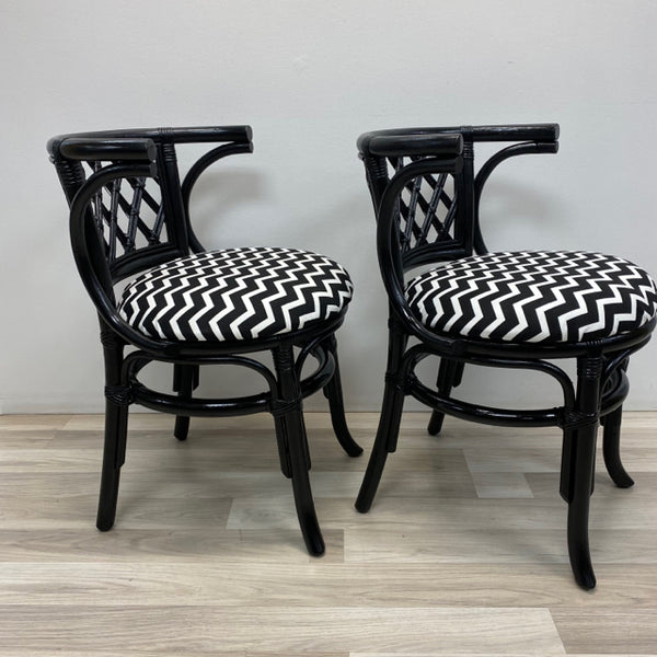 Pair Black-White Wicker Chair