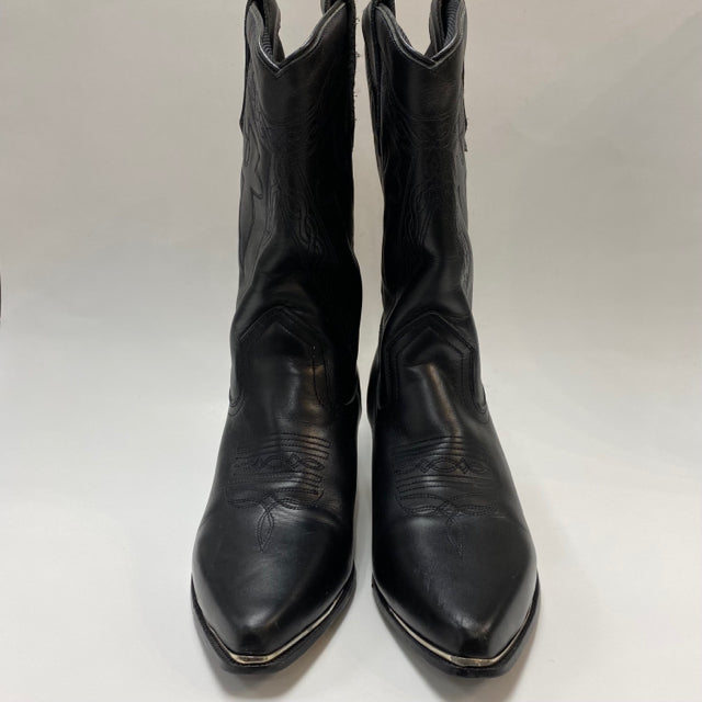 Oak Tree Farms Size 8 Women's Black Embroidered Western Boots