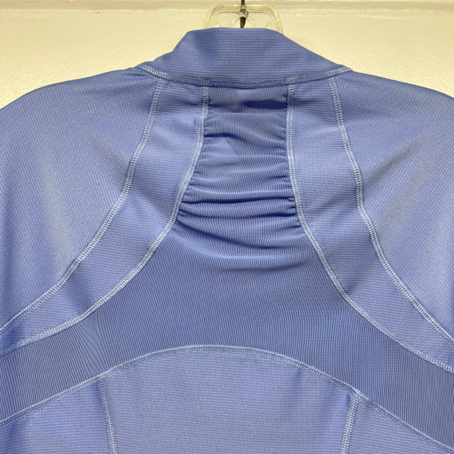 Betsey Johnson Size M Women's Light Blue Textured Zip Mock Neck Activewear Top