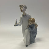 LLadro Daisa #4874 Boy and Girl in Nightgowns with Candle
