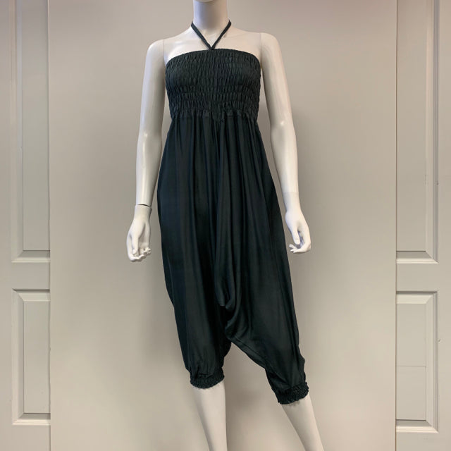 Dress-Pants-Skirt One Size Fits All Treasures Upscale Consignment Dress-Pants-Skirt One Size Fits All Treasures Upscale Consignment