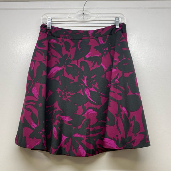 The Limited Women's Size 6 Purple-Black Pattern Bell-Knee Skirt