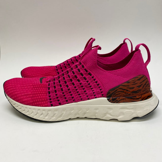 Nike Size 12 Women's Pink Pattern Sneakers Shoes