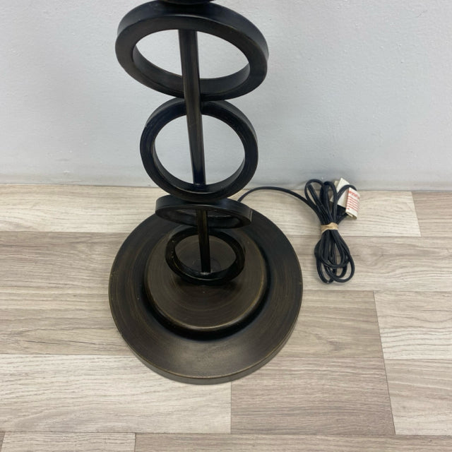 Floor Black Metal Circle Lamp