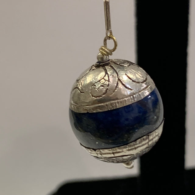 Silver-Blue Lapis Lazuli Round Earrings