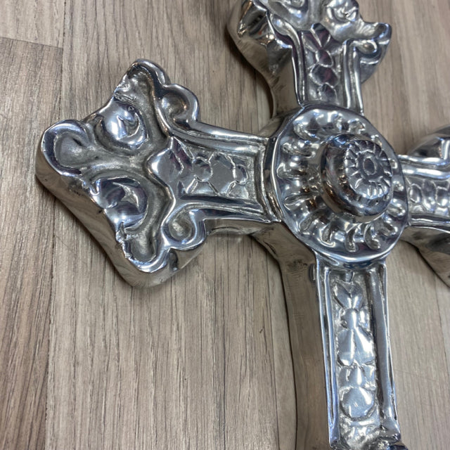 Holland Boone Polished Pewter Cross