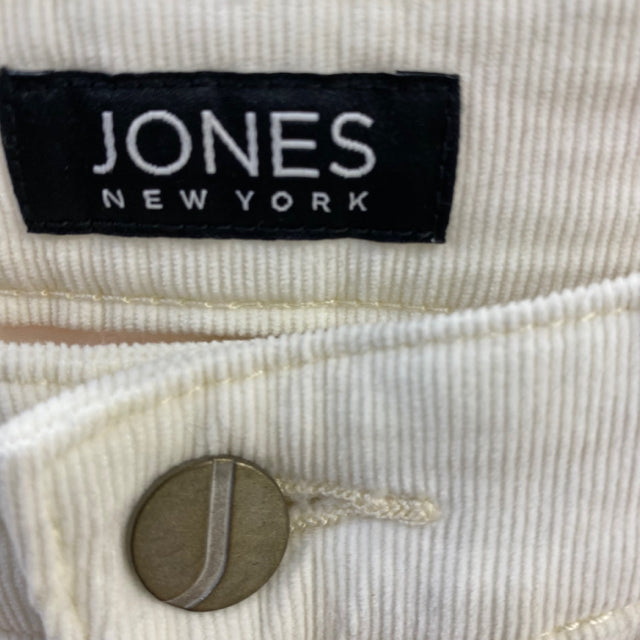 Jones New York Size 4 Women's White Solid Straight Leg Jeans