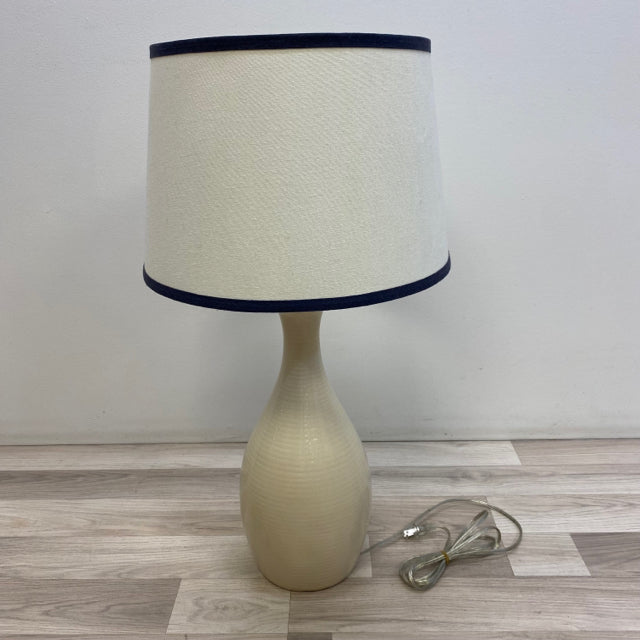 Table Top Beige Ceramic Lamp