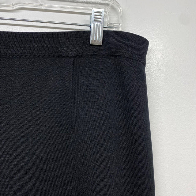 Misook Women's Size 10 Black Solid Pencil-Knee Skirt