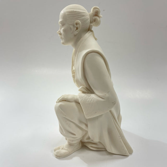 Made in Italy Vintage Cream Alabaster Samurai Sculpture by Arnoldo Giannelli